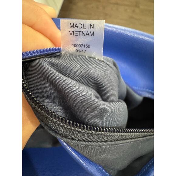 Tory Burch Parker Leather Tote in Burch Blue Double Strap and Zip Closure - Picture 8 of 8